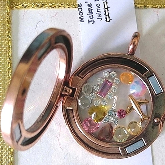 Floating Charms in Story Locket Memory Pendant Choice - Picture 4 of 16